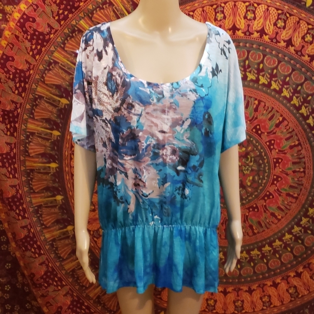 Lane Bryant Blue skirted & studed floral top 18/20